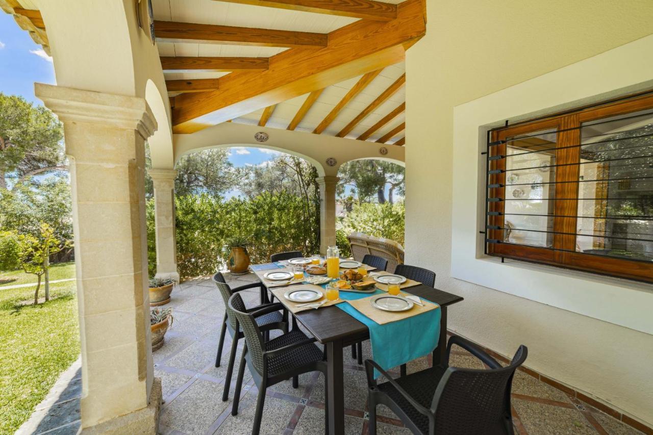Villa Alcanada Garden Алкудия Екстериор снимка