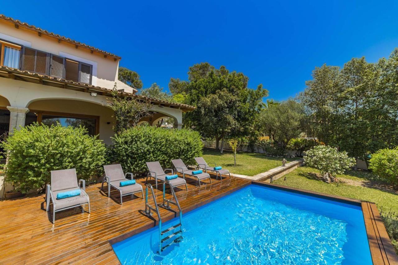 Villa Alcanada Garden Алкудия Екстериор снимка