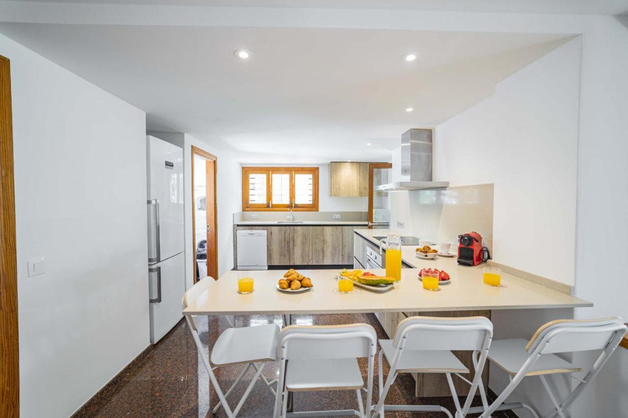 Villa Alcanada Garden Алкудия Екстериор снимка